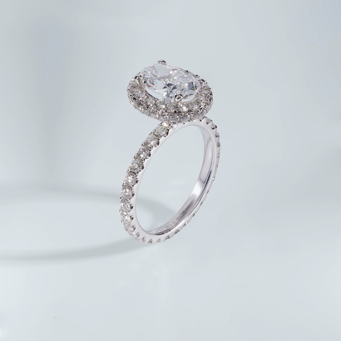 Kilani 3D Oval Halo Engagement Ring