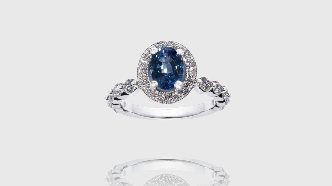 19K White Gold Blue Sapphire Ring