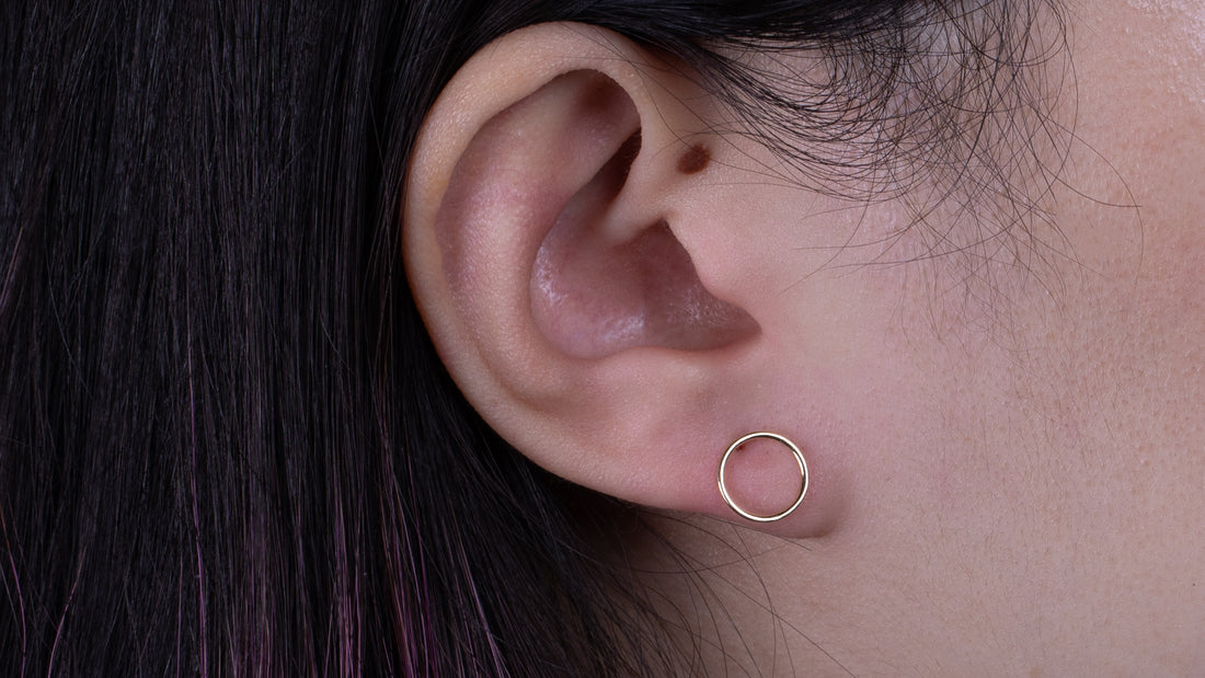 14K Gold Hollow Circle Stud Earrings