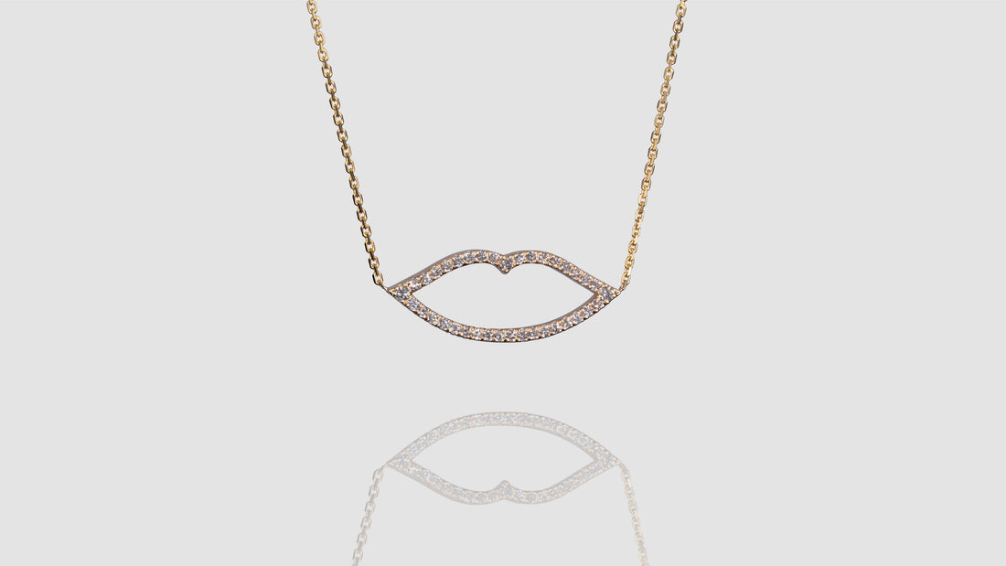 14K Yellow Gold Lips Shape Diamond Necklace